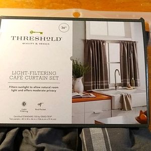 Threshold light filtering cafe curtain set-2pc